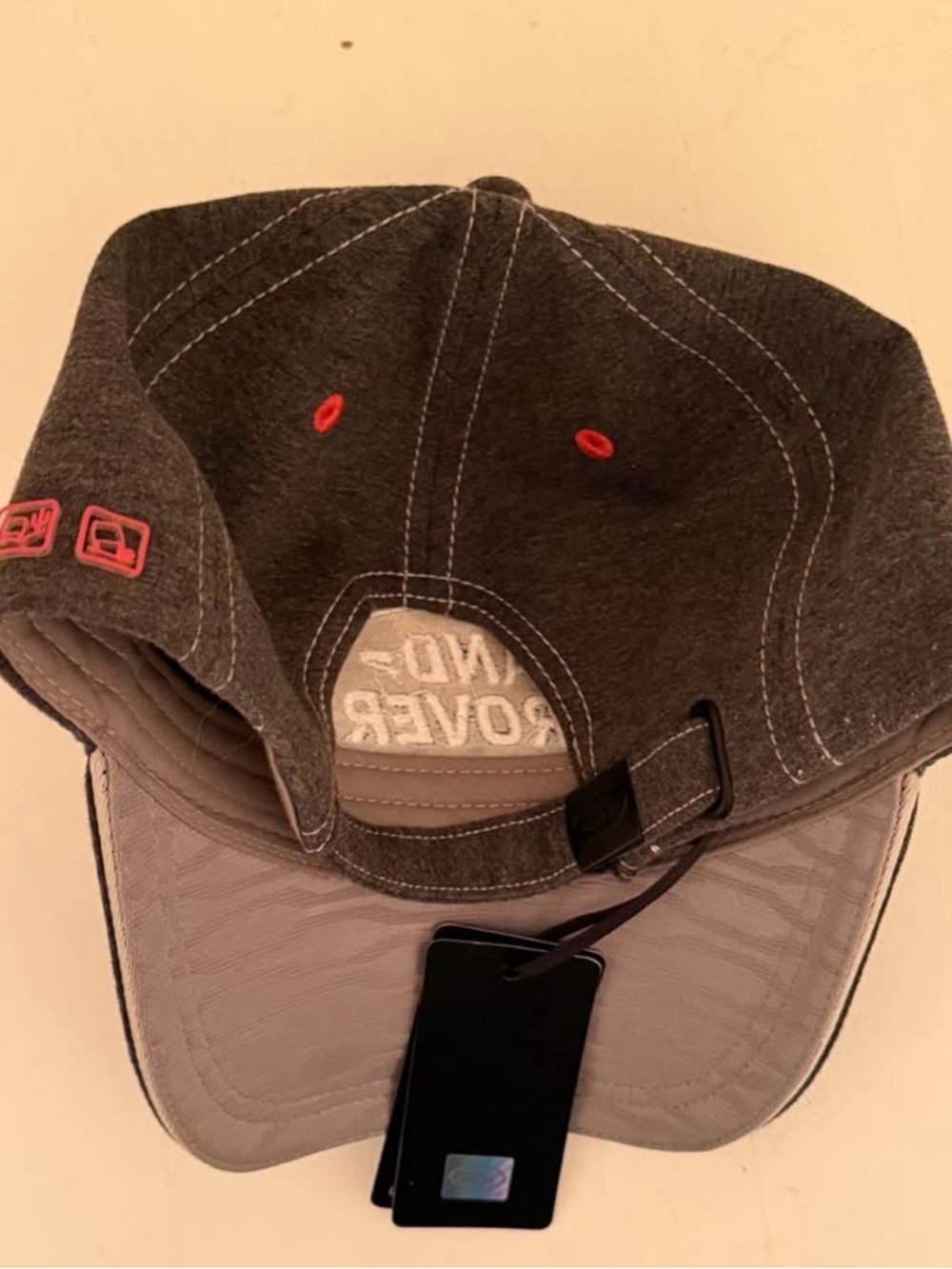 Land Rover Adjustable Baseball Hat- New With Tags - Picture 4 of 6